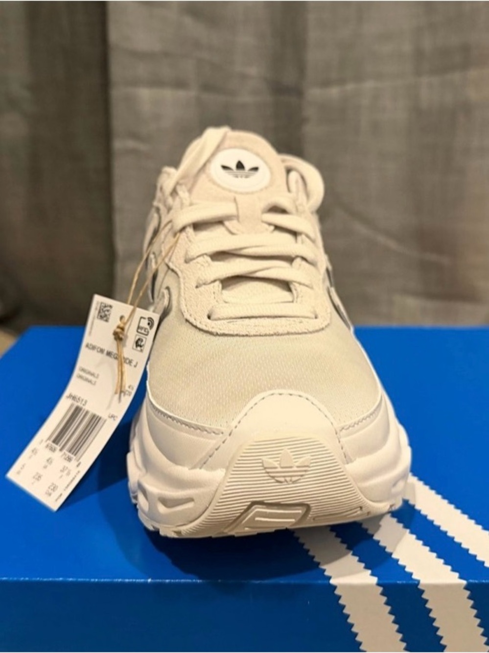 NWT Adidas Adifom Megaride in White 6W / 5Y - Picture 6 of 8